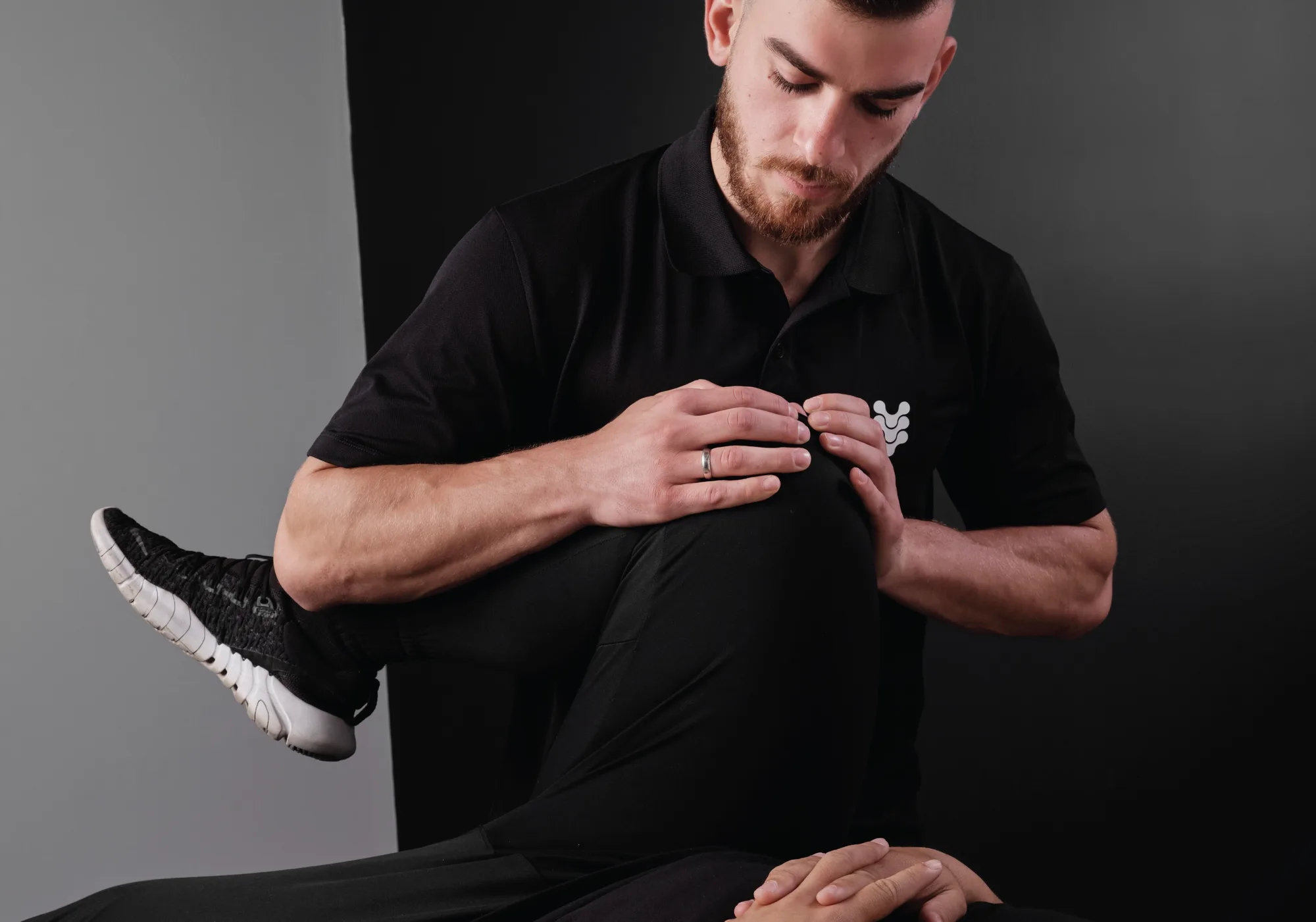 Knee pain care at The Spinal Studio
