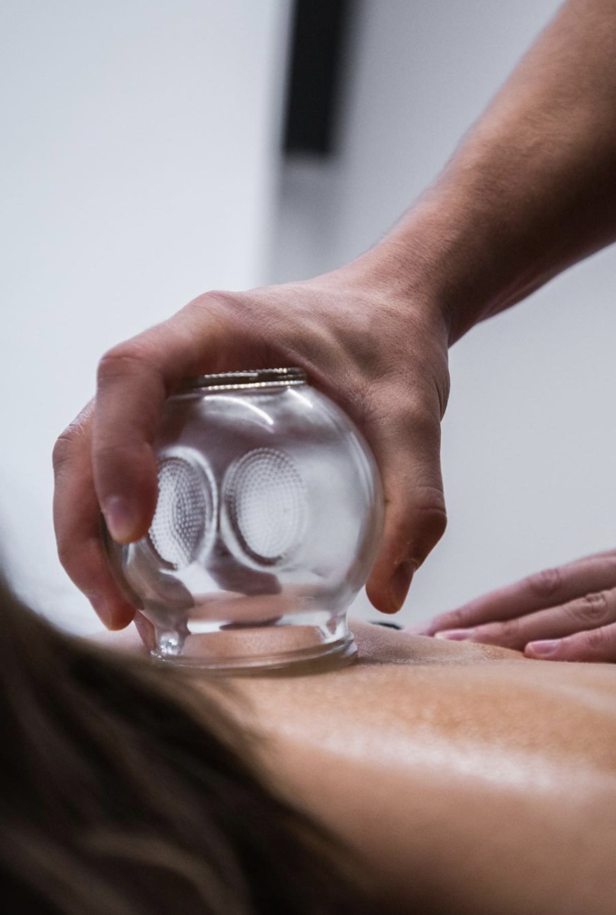 Features Footscray Studio - Cupping - The Spinal Studio